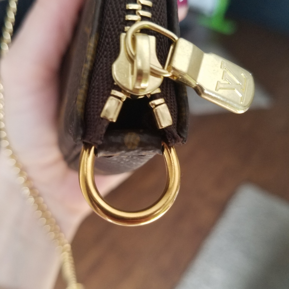 SOLD New Louis Vuitton Mini Pochette Accessories - Picture 8 of 15